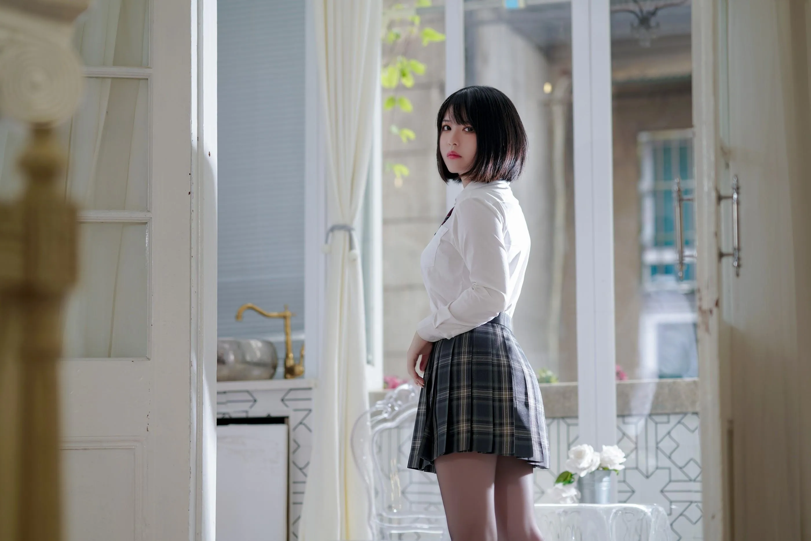半半子 – NO.46 彼女の制服姿が好き [54P]插图1